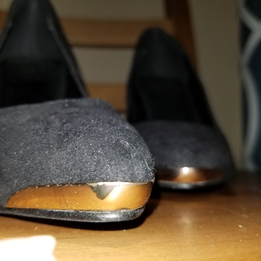 Heels - Picture 3 of 7